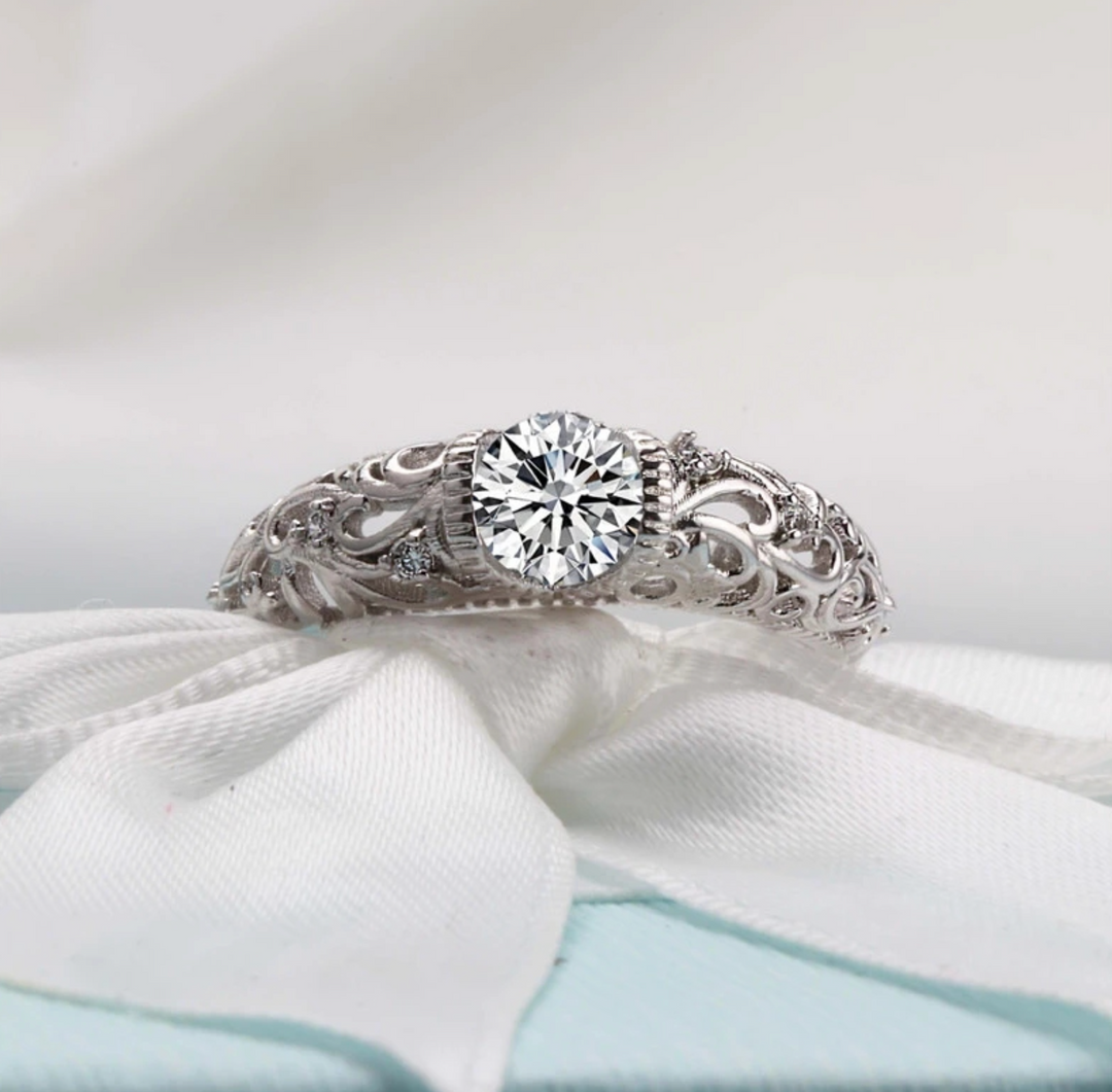 Anello Elegante color argento