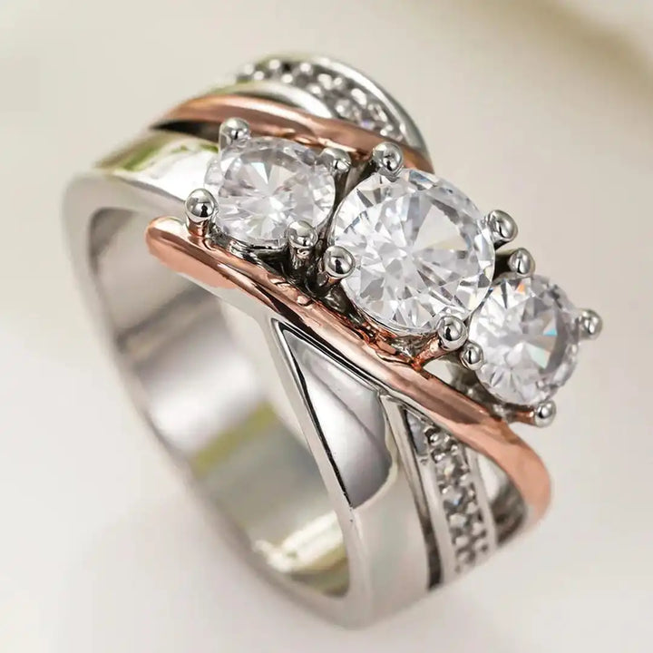Anello in Zirconia Oro e Argento Tre Dimensionale