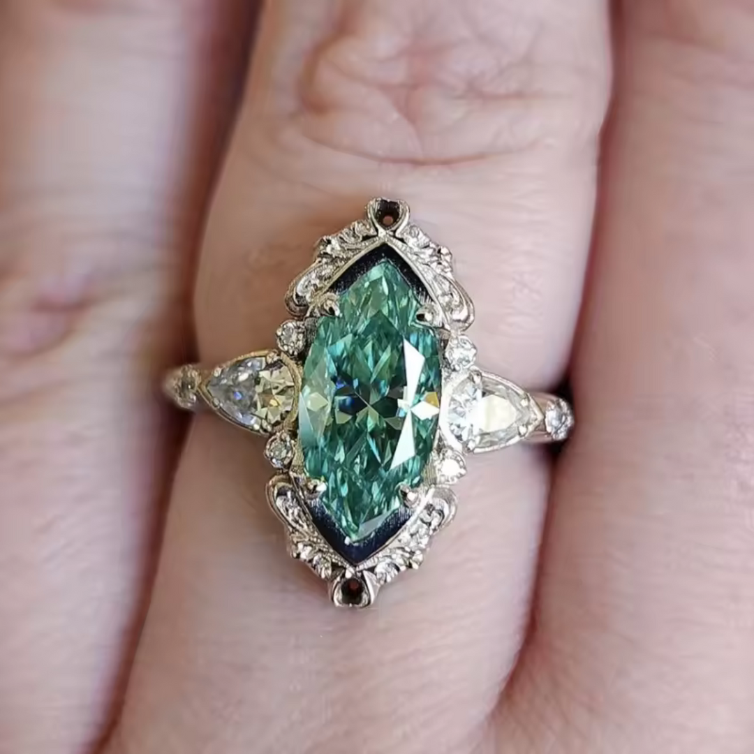 Anello Pietra Verde Marquise