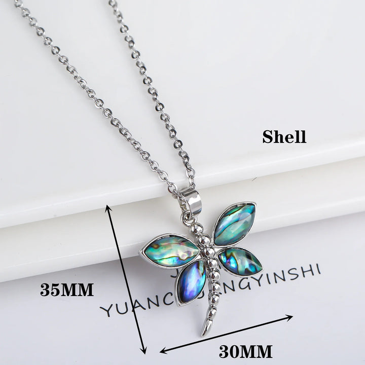 Collana con Pendente a Farfalla in Conchiglia Naturale
