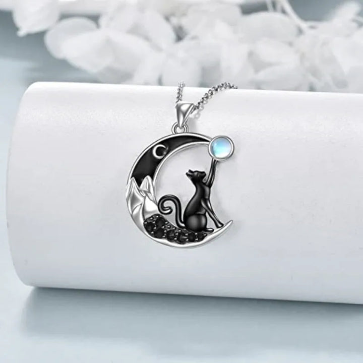 Collana con Pendente in Cristallo a Forma di Gatto Nero e Luna