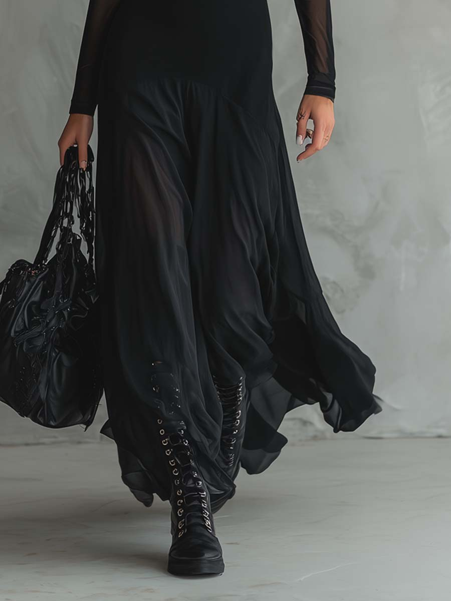 Abito Maxi in Tulle Nero a Vestibilità Larga