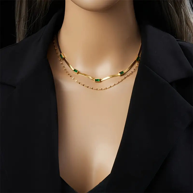 Collana Doppia color oro con Pietra Verde Vintage