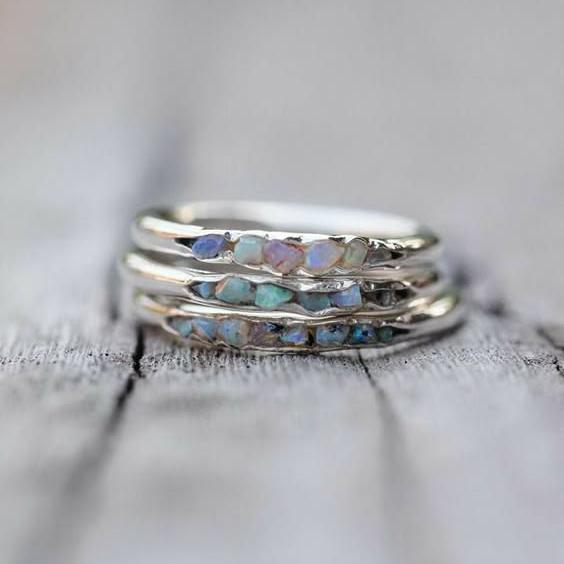 Anello color argento con Pietre Blu Stratificate Vintage