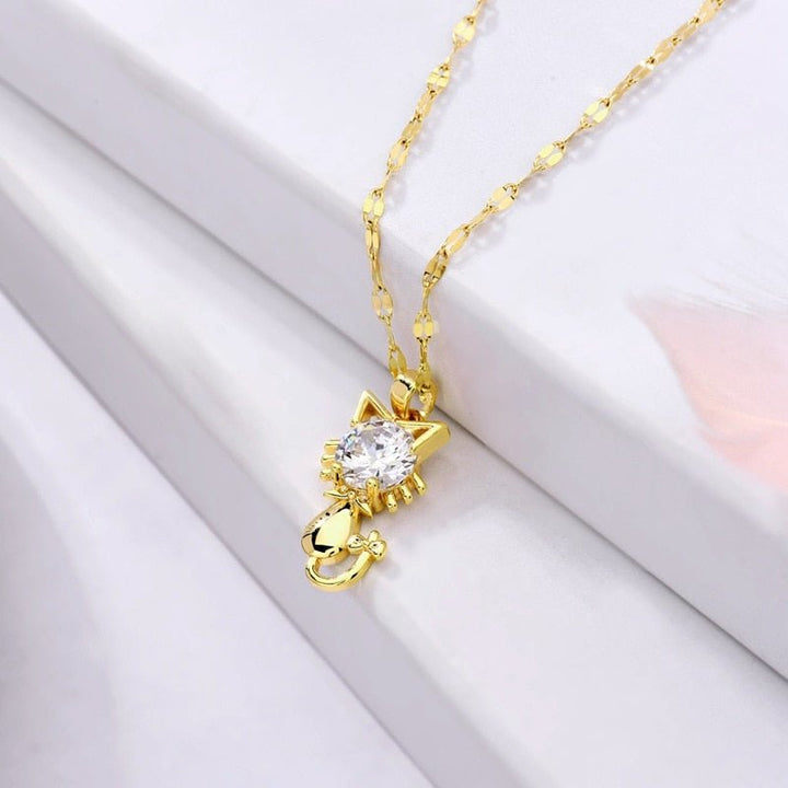 Collana con gatto placcata color oro con zirconia