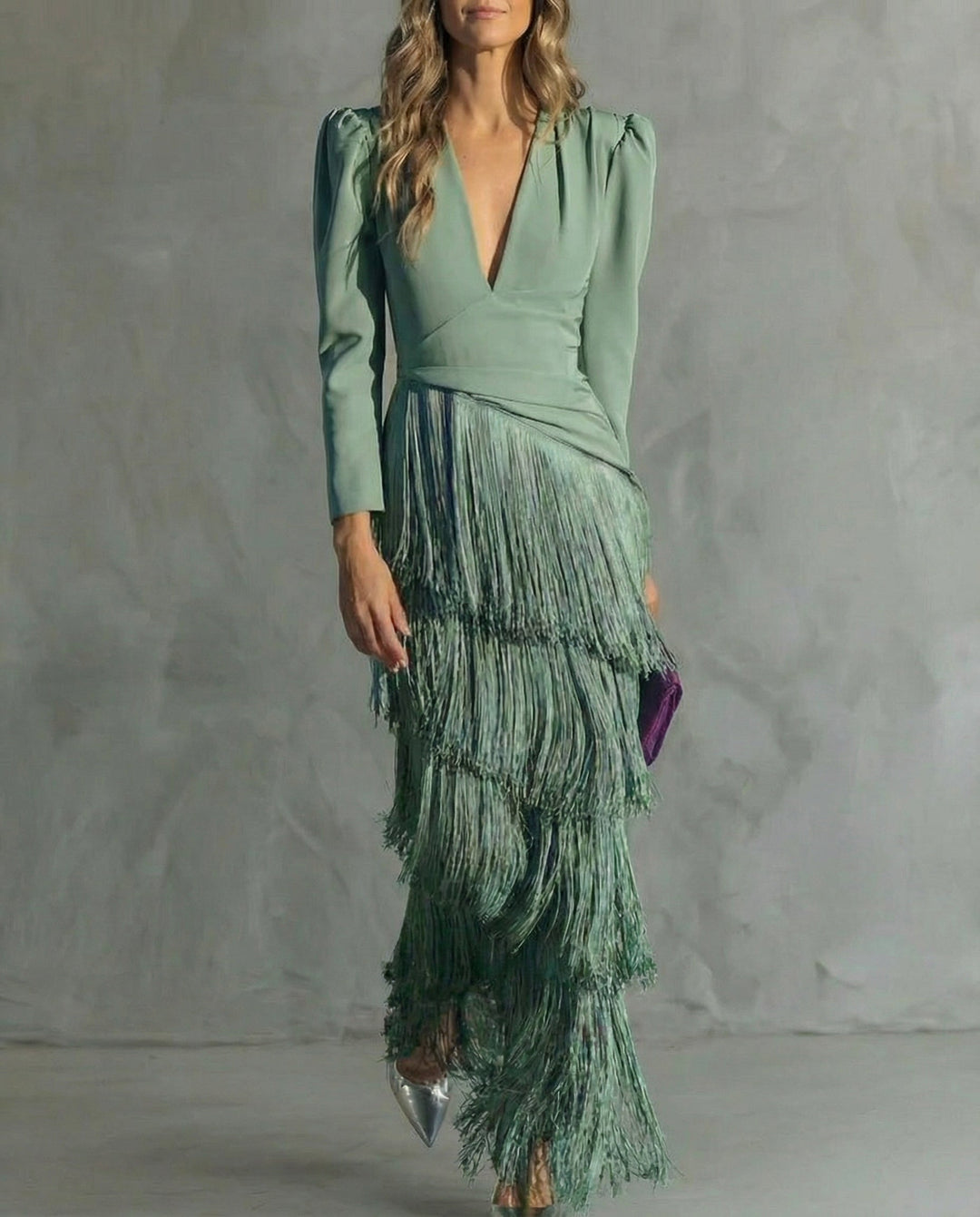 Chiara – Abito Elegante con Maniche Frangiate