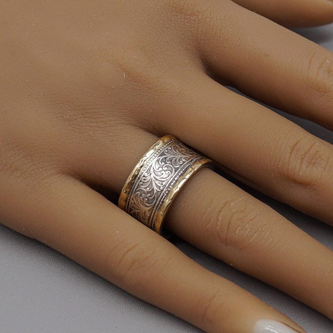 Anello Vintage Elegante in Oro e Argento