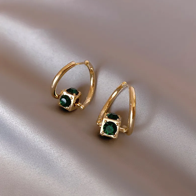Orecchini Eleganti Verdi color oro