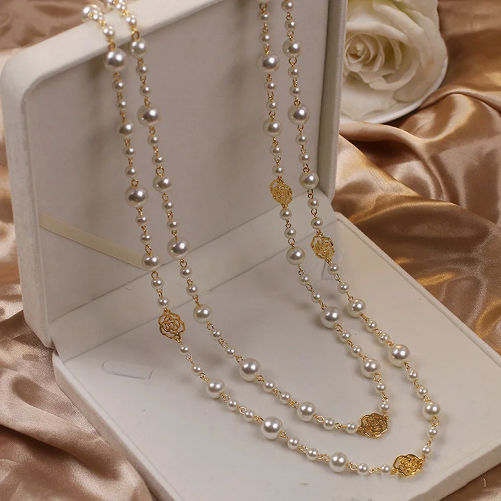 Collana Elegante color oro con Perla
