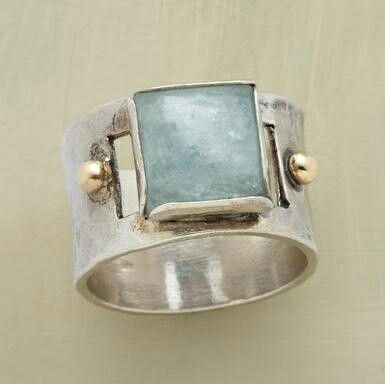 Anello Vintage Verde con Pietra di Luna