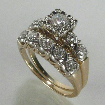 Anello Vintage color oro Brillante