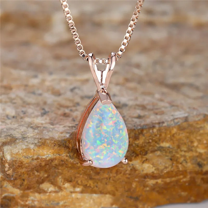 Collana con Pendente in Opale Rosa Oro