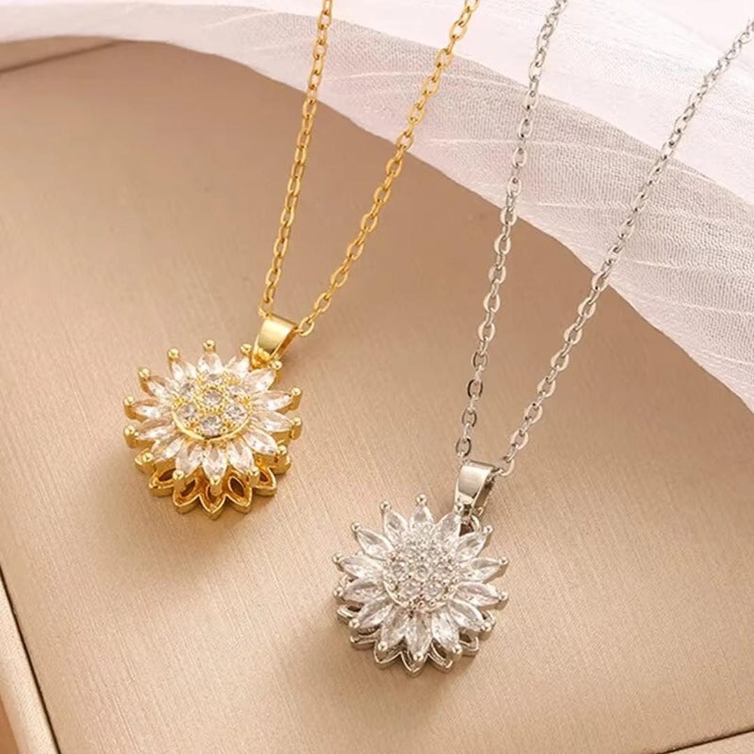 Set di collana e orecchini in zirconia color argento a forma di girasole