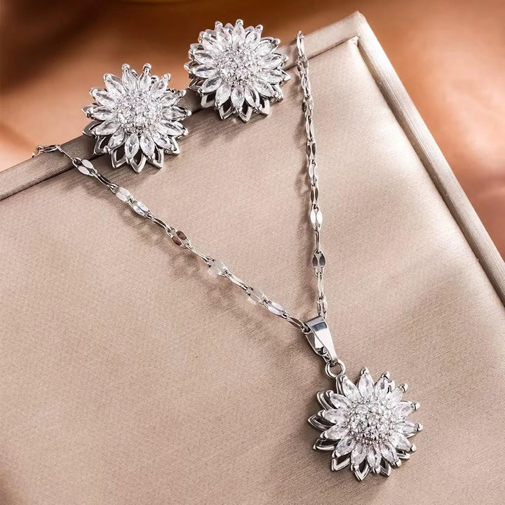 Set di collana e orecchini in zirconia color argento a forma di girasole