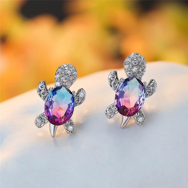 Orecchini a forma di Tartaruga Marina in Zirconio e color argento