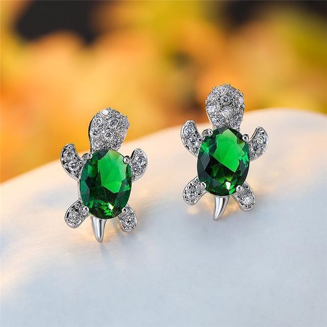 Orecchini a forma di Tartaruga Marina in Zirconio e color argento