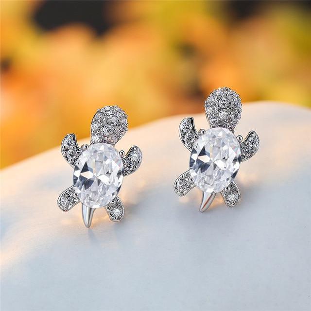 Orecchini a forma di Tartaruga Marina in Zirconio e color argento