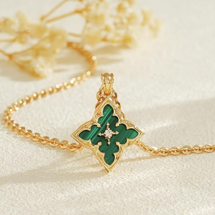Collana con pendente in Pietra Verde