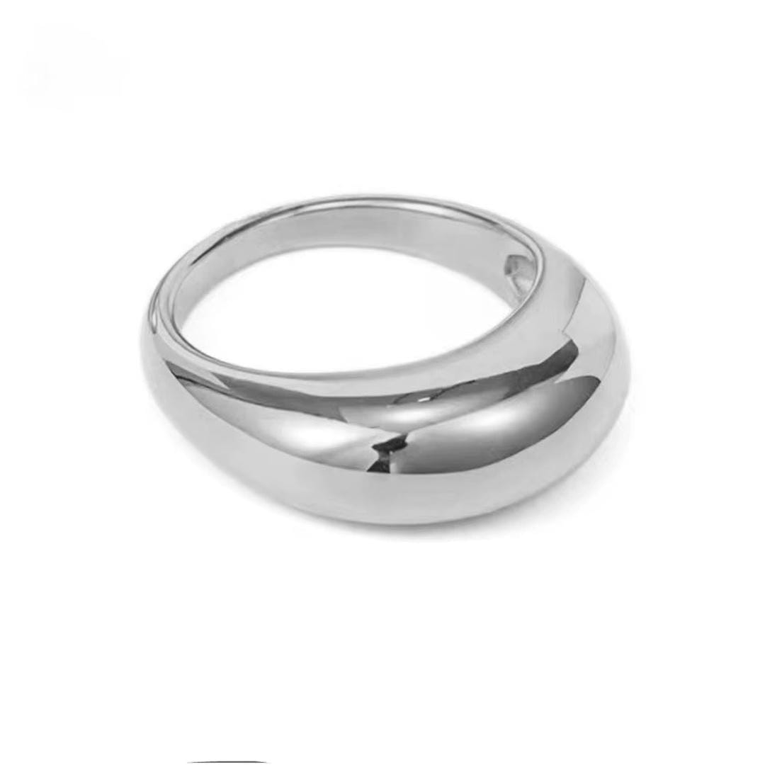 Anello Arcano Dorato Senza Tempo