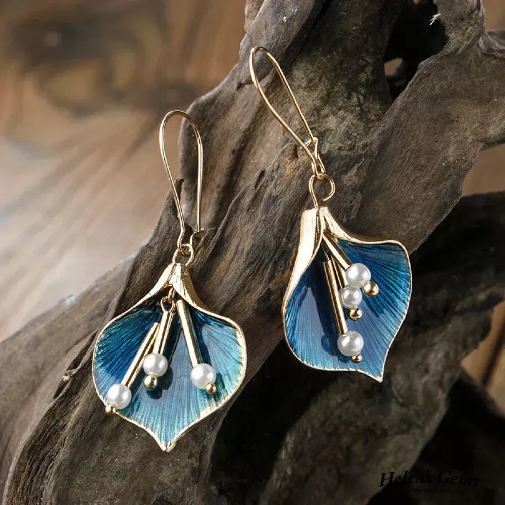 Orecchini Pendenti Oro e Blu con Perle